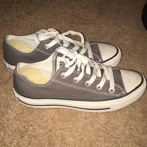 Converse low top